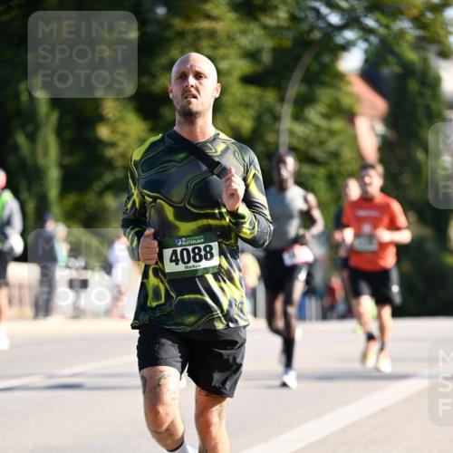 01.09.2024 - BARMER Alsterlauf Dr. Thomas Lammeyer http://msf.ph/oto/6893206 01.09.2024 09:26:54 Laufen 5, 4088 meine-sportfotos.de
