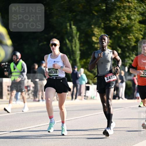 01.09.2024 - BARMER Alsterlauf Dr. Thomas Lammeyer http://msf.ph/oto/6893216 01.09.2024 09:26:55 Laufen 4838, 2487, 22 meine-sportfotos.de
