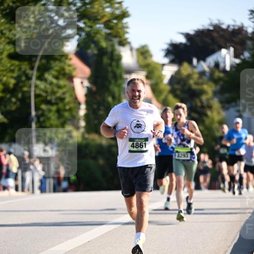 01.09.2024 - BARMER Alsterlauf Dr. Thomas Lammeyer http://msf.ph/oto/6893235 01.09.2024 09:26:58 Laufen 4861, 18293 meine-sportfotos.de