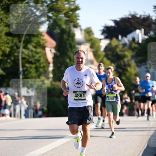 01.09.2024 - BARMER Alsterlauf Dr. Thomas Lammeyer http://msf.ph/oto/6893236 01.09.2024 09:26:58 Laufen 4861, 8293 meine-sportfotos.de