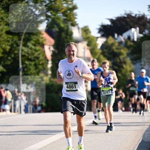 01.09.2024 - BARMER Alsterlauf Dr. Thomas Lammeyer http://msf.ph/oto/6893237 01.09.2024 09:26:58 Laufen 4861, 8293 meine-sportfotos.de