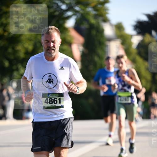 01.09.2024 - BARMER Alsterlauf Dr. Thomas Lammeyer http://msf.ph/oto/6893245 01.09.2024 09:26:59 Laufen 35, 4861 meine-sportfotos.de