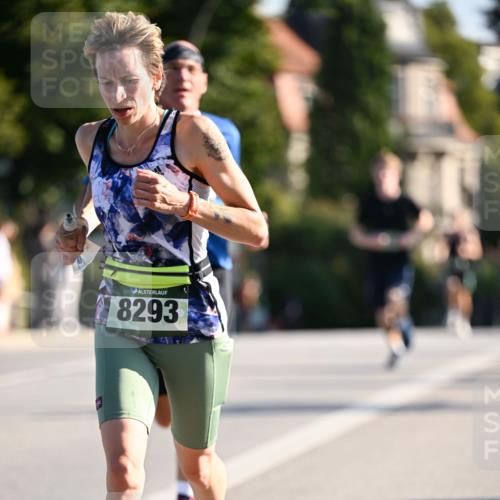 01.09.2024 - BARMER Alsterlauf Dr. Thomas Lammeyer http://msf.ph/oto/6893261 01.09.2024 09:27:02 Laufen 8293 meine-sportfotos.de