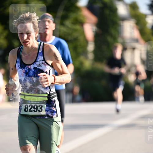 01.09.2024 - BARMER Alsterlauf Dr. Thomas Lammeyer http://msf.ph/oto/6893262 01.09.2024 09:27:02 Laufen 8293 meine-sportfotos.de