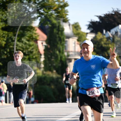 01.09.2024 - BARMER Alsterlauf Dr. Thomas Lammeyer http://msf.ph/oto/6893269 01.09.2024 09:27:04 Laufen 020, 2504, 2281 meine-sportfotos.de