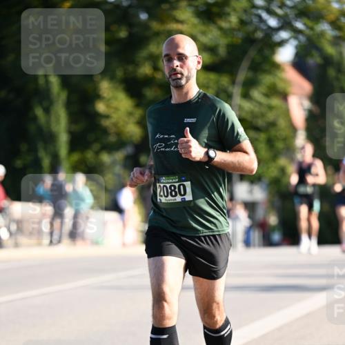 01.09.2024 - BARMER Alsterlauf Dr. Thomas Lammeyer http://msf.ph/oto/6893288 01.09.2024 09:27:07 Laufen 2080 meine-sportfotos.de
