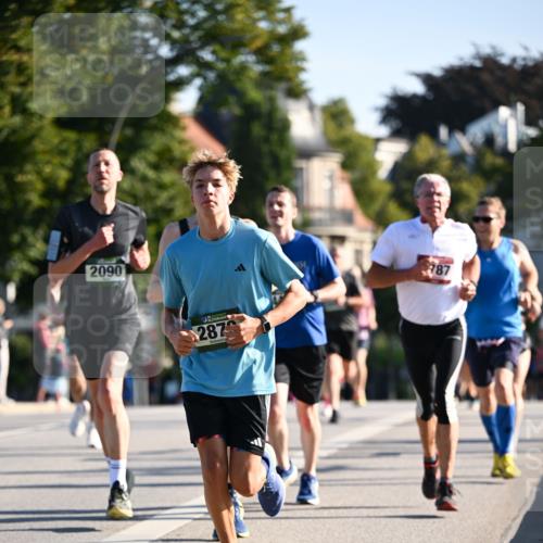 01.09.2024 - BARMER Alsterlauf Dr. Thomas Lammeyer http://msf.ph/oto/6893301 01.09.2024 09:27:10 Laufen 2090, 287, 787 meine-sportfotos.de
