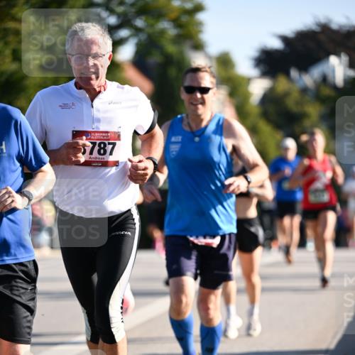 01.09.2024 - BARMER Alsterlauf Dr. Thomas Lammeyer http://msf.ph/oto/6893315 01.09.2024 09:27:12 Laufen 35, 5787 meine-sportfotos.de