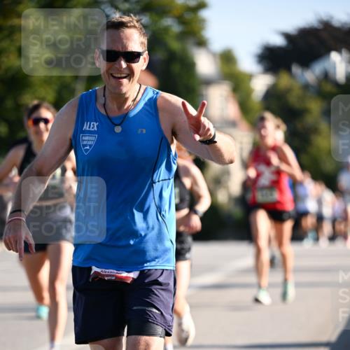 01.09.2024 - BARMER Alsterlauf Dr. Thomas Lammeyer http://msf.ph/oto/6893323 01.09.2024 09:27:13 Laufen  meine-sportfotos.de