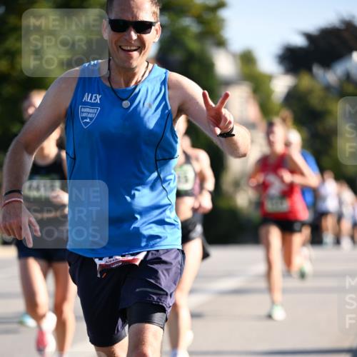 01.09.2024 - BARMER Alsterlauf Dr. Thomas Lammeyer http://msf.ph/oto/6893324 01.09.2024 09:27:13 Laufen  meine-sportfotos.de