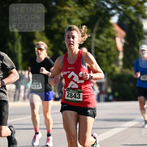 01.09.2024 - BARMER Alsterlauf Dr. Thomas Lammeyer http://msf.ph/oto/6893337 01.09.2024 09:27:15 Laufen 473, 2843 meine-sportfotos.de