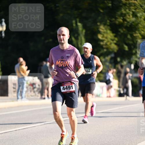 01.09.2024 - BARMER Alsterlauf Dr. Thomas Lammeyer http://msf.ph/oto/6893348 01.09.2024 09:27:17 Laufen 4491 meine-sportfotos.de