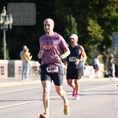 01.09.2024 - BARMER Alsterlauf Dr. Thomas Lammeyer http://msf.ph/oto/6893349 01.09.2024 09:27:17 Laufen 4491, 2994 meine-sportfotos.de