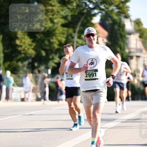 01.09.2024 - BARMER Alsterlauf Dr. Thomas Lammeyer http://msf.ph/oto/6893369 01.09.2024 09:27:21 Laufen 3073, 2991 meine-sportfotos.de