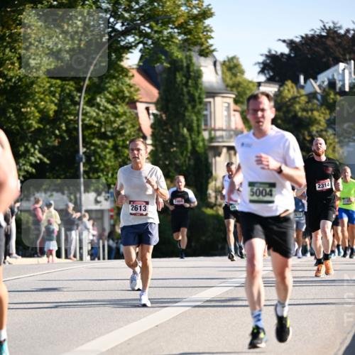 01.09.2024 - BARMER Alsterlauf Dr. Thomas Lammeyer http://msf.ph/oto/6893375 01.09.2024 09:27:22 Laufen 2613, 5004, 2314 meine-sportfotos.de