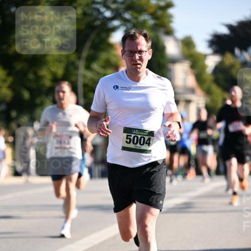 01.09.2024 - BARMER Alsterlauf Dr. Thomas Lammeyer http://msf.ph/oto/6893383 01.09.2024 09:27:24 Laufen 35, 5004 meine-sportfotos.de