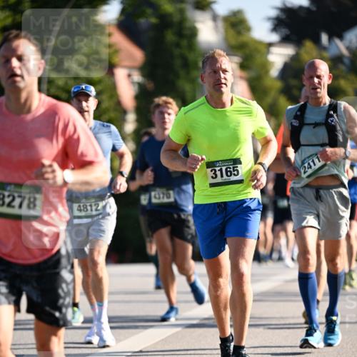 01.09.2024 - BARMER Alsterlauf Dr. Thomas Lammeyer http://msf.ph/oto/6893417 01.09.2024 09:27:30 Laufen 8278, 4812, 4970, 3165, 2411 meine-sportfotos.de