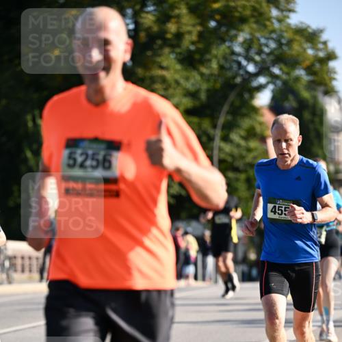 01.09.2024 - BARMER Alsterlauf Dr. Thomas Lammeyer http://msf.ph/oto/6893441 01.09.2024 09:27:34 Laufen 5256, 455 meine-sportfotos.de