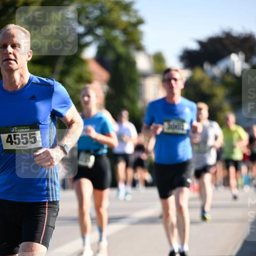 01.09.2024 - BARMER Alsterlauf Dr. Thomas Lammeyer http://msf.ph/oto/6893445 01.09.2024 09:27:35 Laufen 35, 4555 meine-sportfotos.de