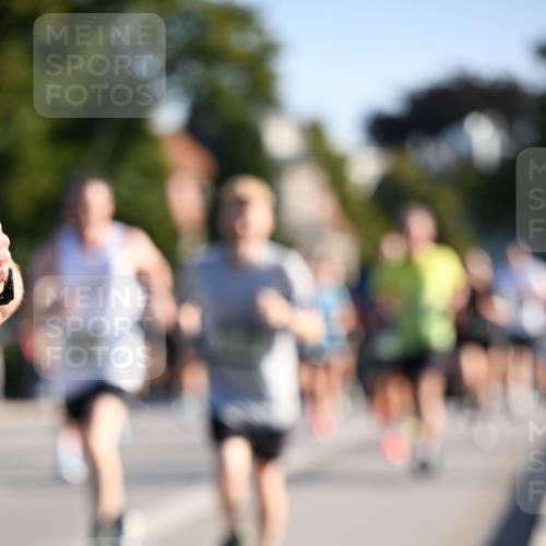 01.09.2024 - BARMER Alsterlauf Dr. Thomas Lammeyer http://msf.ph/oto/6893459 01.09.2024 09:27:37 Laufen  meine-sportfotos.de