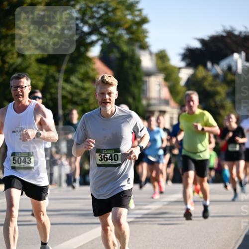 01.09.2024 - BARMER Alsterlauf Dr. Thomas Lammeyer http://msf.ph/oto/6893461 01.09.2024 09:27:37 Laufen 5043, 3640 meine-sportfotos.de