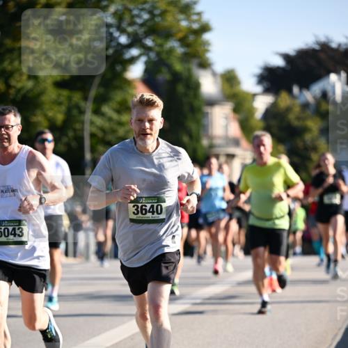 01.09.2024 - BARMER Alsterlauf Dr. Thomas Lammeyer http://msf.ph/oto/6893462 01.09.2024 09:27:37 Laufen 5043, 3640 meine-sportfotos.de