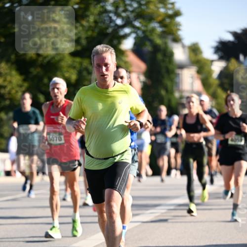01.09.2024 - BARMER Alsterlauf Dr. Thomas Lammeyer http://msf.ph/oto/6893474 01.09.2024 09:27:40 Laufen 5070, 4069 meine-sportfotos.de