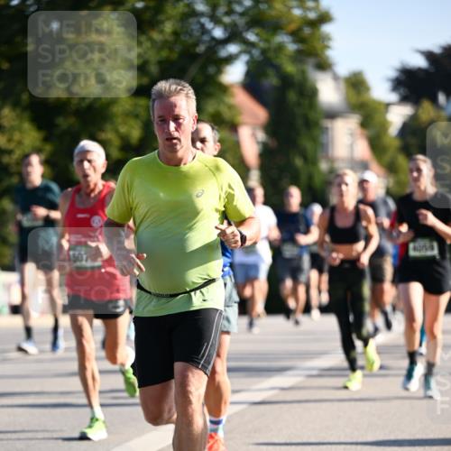 01.09.2024 - BARMER Alsterlauf Dr. Thomas Lammeyer http://msf.ph/oto/6893476 01.09.2024 09:27:40 Laufen 1507 meine-sportfotos.de