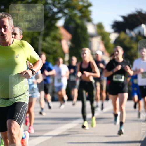 01.09.2024 - BARMER Alsterlauf Dr. Thomas Lammeyer http://msf.ph/oto/6893478 01.09.2024 09:27:40 Laufen  meine-sportfotos.de
