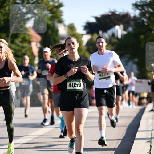 01.09.2024 - BARMER Alsterlauf Dr. Thomas Lammeyer http://msf.ph/oto/6893487 01.09.2024 09:27:42 Laufen 4059, 4275 meine-sportfotos.de
