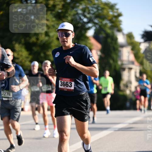 01.09.2024 - BARMER Alsterlauf Dr. Thomas Lammeyer http://msf.ph/oto/6893501 01.09.2024 09:27:45 Laufen 2276, 35, 3663 meine-sportfotos.de