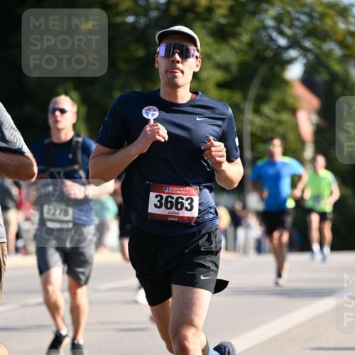 01.09.2024 - BARMER Alsterlauf Dr. Thomas Lammeyer http://msf.ph/oto/6893505 01.09.2024 09:27:45 Laufen 2276, 16135, 3663 meine-sportfotos.de