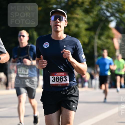 01.09.2024 - BARMER Alsterlauf Dr. Thomas Lammeyer http://msf.ph/oto/6893506 01.09.2024 09:27:46 Laufen 1276, 35, 3663 meine-sportfotos.de