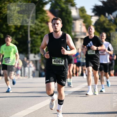 01.09.2024 - BARMER Alsterlauf Dr. Thomas Lammeyer http://msf.ph/oto/6893522 01.09.2024 09:27:48 Laufen 4067, 5245 meine-sportfotos.de