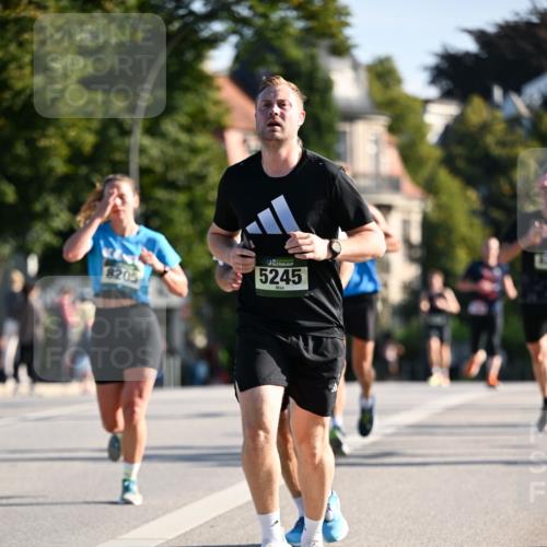 01.09.2024 - BARMER Alsterlauf Dr. Thomas Lammeyer http://msf.ph/oto/6893537 01.09.2024 09:27:50 Laufen 8205, 5245 meine-sportfotos.de