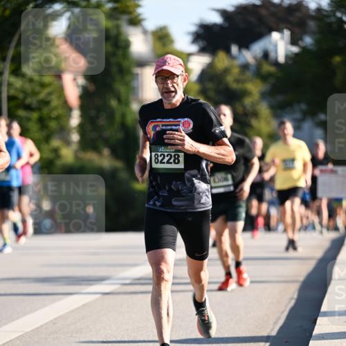 01.09.2024 - BARMER Alsterlauf Dr. Thomas Lammeyer http://msf.ph/oto/6893551 01.09.2024 09:27:53 Laufen 8228 meine-sportfotos.de