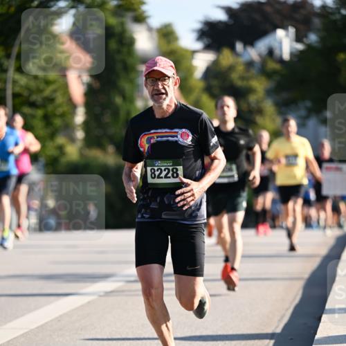01.09.2024 - BARMER Alsterlauf Dr. Thomas Lammeyer http://msf.ph/oto/6893552 01.09.2024 09:27:53 Laufen 35, 8228 meine-sportfotos.de