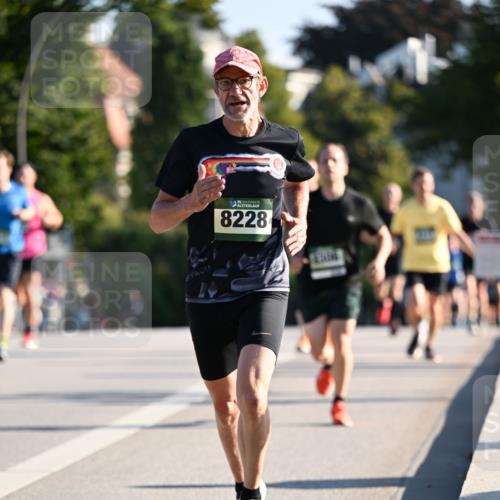 01.09.2024 - BARMER Alsterlauf Dr. Thomas Lammeyer http://msf.ph/oto/6893553 01.09.2024 09:27:53 Laufen 35, 8228 meine-sportfotos.de