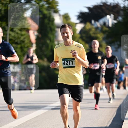 01.09.2024 - BARMER Alsterlauf Dr. Thomas Lammeyer http://msf.ph/oto/6893582 01.09.2024 09:27:57 Laufen 4211 meine-sportfotos.de