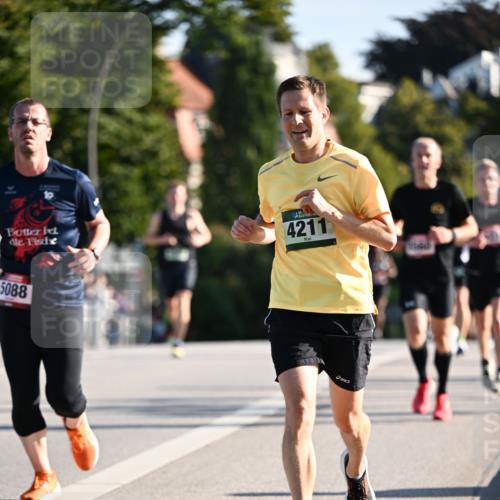 01.09.2024 - BARMER Alsterlauf Dr. Thomas Lammeyer http://msf.ph/oto/6893584 01.09.2024 09:27:57 Laufen 4211, 5088 meine-sportfotos.de