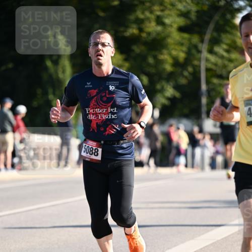 01.09.2024 - BARMER Alsterlauf Dr. Thomas Lammeyer http://msf.ph/oto/6893587 01.09.2024 09:27:58 Laufen 31, 5088, 4 meine-sportfotos.de