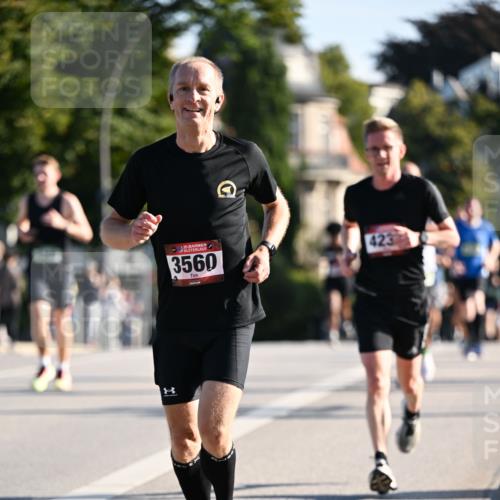 01.09.2024 - BARMER Alsterlauf Dr. Thomas Lammeyer http://msf.ph/oto/6893599 01.09.2024 09:28:00 Laufen 135, 3560, 423 meine-sportfotos.de