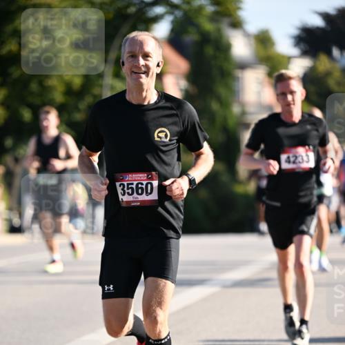 01.09.2024 - BARMER Alsterlauf Dr. Thomas Lammeyer http://msf.ph/oto/6893601 01.09.2024 09:28:00 Laufen 135, 3560, 4233 meine-sportfotos.de