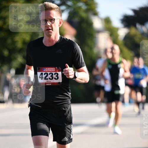 01.09.2024 - BARMER Alsterlauf Dr. Thomas Lammeyer http://msf.ph/oto/6893612 01.09.2024 09:28:01 Laufen 1035, 4233 meine-sportfotos.de