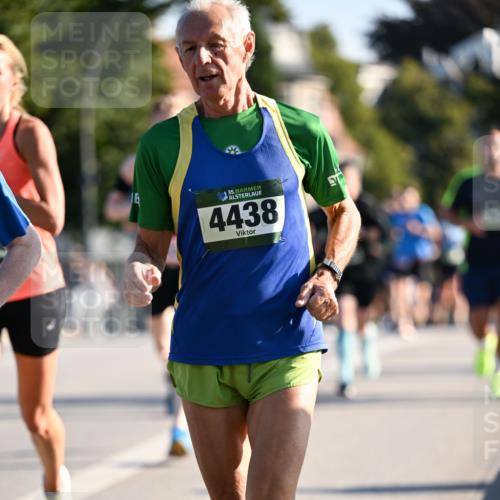 01.09.2024 - BARMER Alsterlauf Dr. Thomas Lammeyer http://msf.ph/oto/6893640 01.09.2024 09:28:07 Laufen 4438 meine-sportfotos.de