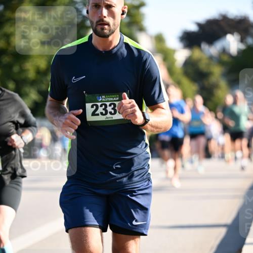 01.09.2024 - BARMER Alsterlauf Dr. Thomas Lammeyer http://msf.ph/oto/6893662 01.09.2024 09:28:11 Laufen 35, 233 meine-sportfotos.de