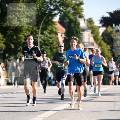 01.09.2024 - BARMER Alsterlauf Dr. Thomas Lammeyer http://msf.ph/oto/6893665 01.09.2024 09:28:13 Laufen 4064, 4316, 4876, 1241 meine-sportfotos.de