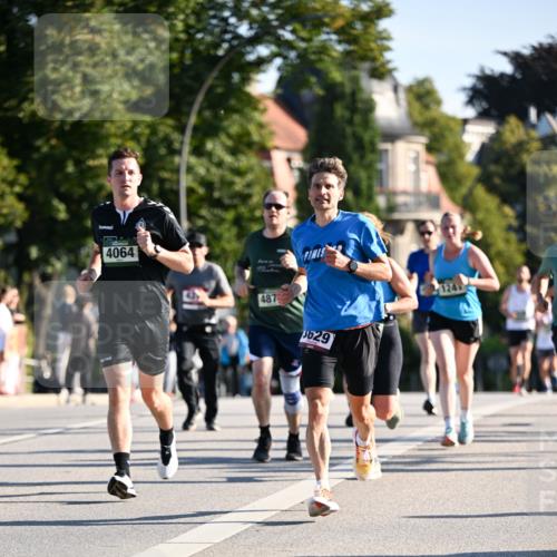 01.09.2024 - BARMER Alsterlauf Dr. Thomas Lammeyer http://msf.ph/oto/6893667 01.09.2024 09:28:13 Laufen 4064, 487, 5629 meine-sportfotos.de