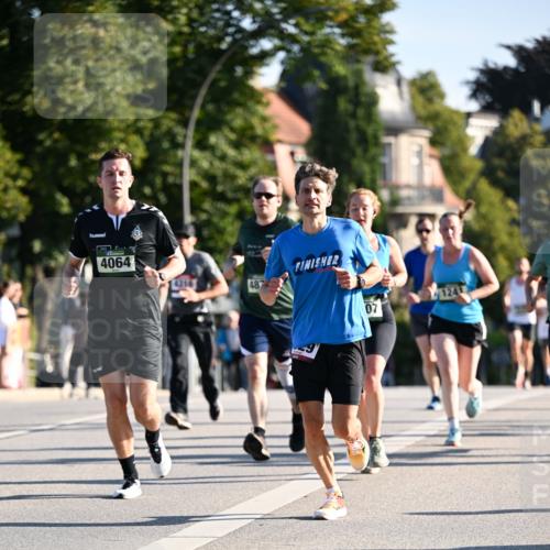 01.09.2024 - BARMER Alsterlauf Dr. Thomas Lammeyer http://msf.ph/oto/6893668 01.09.2024 09:28:13 Laufen 4064, 4216, 487, 07, 1241 meine-sportfotos.de