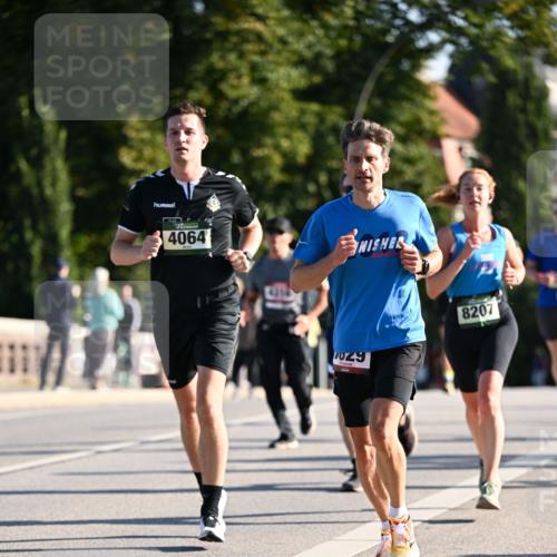 01.09.2024 - BARMER Alsterlauf Dr. Thomas Lammeyer http://msf.ph/oto/6893676 01.09.2024 09:28:14 Laufen 4064, 4206, 0029, 8207 meine-sportfotos.de
